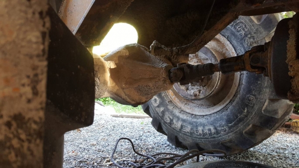 ขาย รถตัก KOMATSU JH30B เครื่องดี เกียร์ดี ต่อแขน ขยายบุ้งกี๋เรียบร้อย