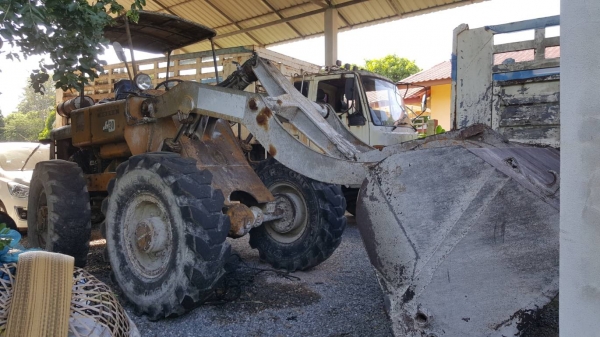 ขาย รถตัก KOMATSU JH30B เครื่องดี เกียร์ดี ต่อแขน ขยายบุ้งกี๋เรียบร้อย