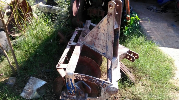 ผานพรวน4ใบสภาพดีพร้อมใช้คับ