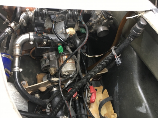 ขายถูกเจ็ตวางเครื่อง toyota 7a-fe 1800cc ตามรูป เอาไปเก็บงานเอาเองครับ จอดนาน