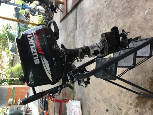 ขายเครื่อง SUZUKI 5 hp 4-stroke หางยาว เก่าญี่ปุ่น สวยๆ ขายเครื่อง SUZUKI 5 hp 4-stroke หางยาว เก่าญี่ปุ่น สวยๆ