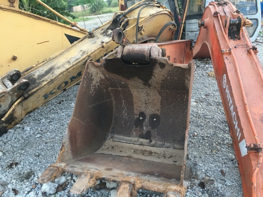 ขายด่วน บุ้งกี๋HITACHI EX120-2