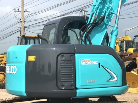 ขายรถขุด KOBELCO SK135SR มีลายหัวกระแทก นำเข้าเองจากญี่ปุ่น สภาพสวยพร้อมใช้ มีVDOการทำงานครับ
