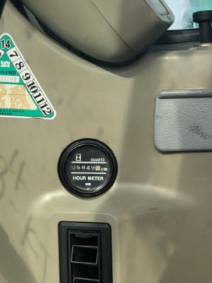 ขายรถขุด KOBELCO SK135SR YY01 ปี 2001 นำเข้าเองจากญี่ปุ่น สภาพสวยพร้อมใช้ มีVDOการทำงานครับ