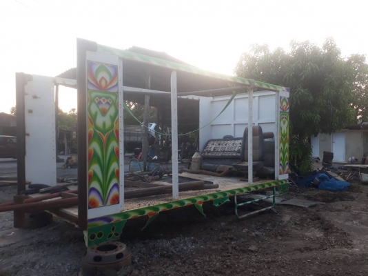 ขายกระบะรถ 6 ล้อ กว้าง2.19ม.  สูง 2.16ม. คลัทซีกระบะ 75ซม.