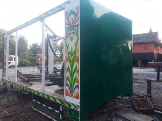 ขายกระบะรถ 6 ล้อ กว้าง2.19ม.  สูง 2.16ม. คลัทซีกระบะ 75ซม.