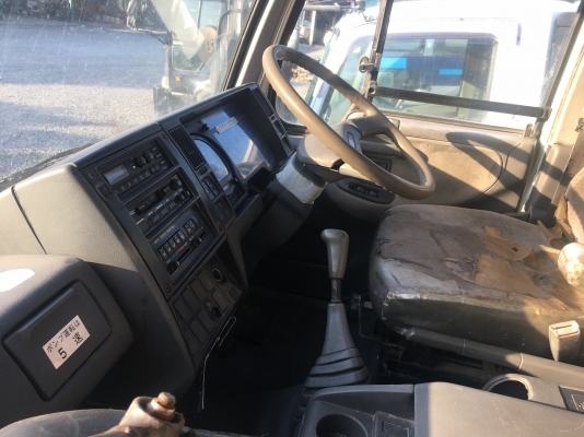 หัวเก๋ง Nissan เก่าญี่ปุ่นแท้ สนใจโทรถามรายละเอียด 081-9485494