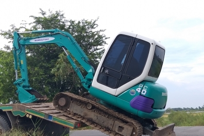 ขาย!! >>> Komatsu Pc40 รุ่น 7 สภาพสวย เอกสารอินวอย <<< เบอร์ติดต่อ 098-7155789 086-4631102