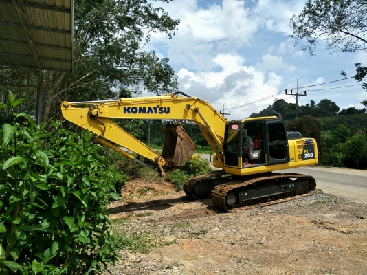 มี VDO ให้ชม. KOMATSU PC200-8MO ไมล์ 8000 ชม.เอกสารเล่ม ราคา 1850000 มี VDO ให้ชม. KOMATSU PC200-8MO ไมล์ 8000 ชม.เอกสารเล่ม ราคา 1850000