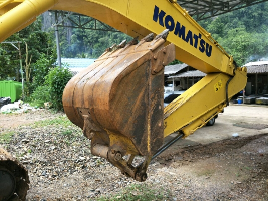 มี VDO ให้ชม. KOMATSU PC200-8MO ไมล์ 8000 ชม.เอกสารเล่ม ราคา 1850000