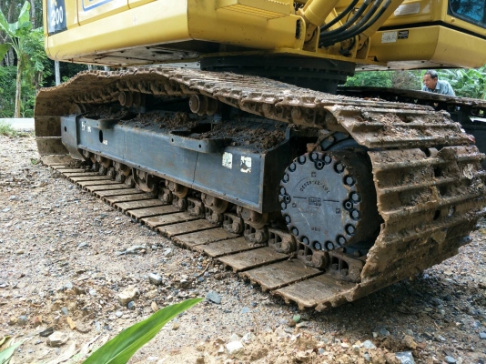 มี VDO ให้ชม. KOMATSU PC200-8MO ไมล์ 8000 ชม.เอกสารเล่ม ราคา 1850000
