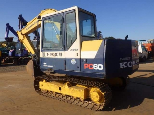 มาใหม่จ้า..KOMATSU PC60-6   เก่านอกแท้  สภาพสวย  เดิมๆๆ  ใช้งานมาน้อย...พร้อมใช้  โทร 089-3818694  จ๊อย