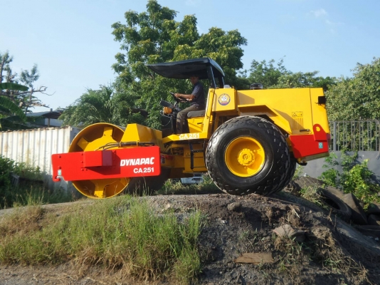 มี VDO ให้ชม.DYNAPAC CA251 2 เพลา 2 เปลือก เอกสารเล่ม ราคา 900000