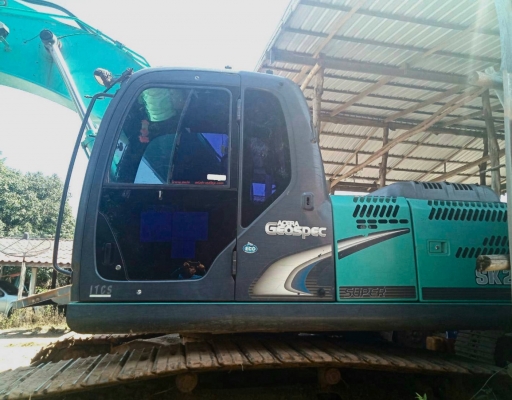 KOBELCO MARK 8 Super SK 200 ทำงาน 8,670 hr รถสวยจัดสีสันเดิมๆ ชั่วโมงทำงานน้อย พร้อมใช้งานได้เลยครับ เอกสารใบแจ้งจำหน่าย ราคาต่อรองได้ครับ