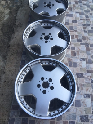 ล้อเบนซ์ขอบ18 5รู ทำสีปัดเงามาใหม่ หน้า8หลัง9 Made in japan ล้อเบนซ์ขอบ18 5รู ทำสีปัดเงามาใหม่ หน้า8หลัง9 Made in japan
