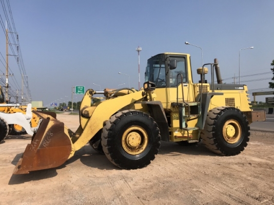 ขายรถตักล้อยาง KOMATSU WA400-3 นำเข้าเองจากญี่ปุ่น สภาพสวยพร้อมใช้  มีVDOการทำงานครับ