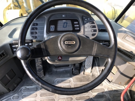 ขายรถตักล้อยาง KOMATSU WA400-3 นำเข้าเองจากญี่ปุ่น สภาพสวยพร้อมใช้  มีVDOการทำงานครับ