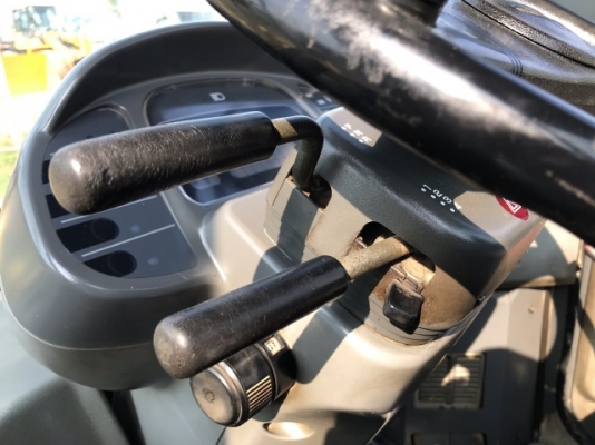 ขายรถตักล้อยาง KOMATSU WA400-3 นำเข้าเองจากญี่ปุ่น สภาพสวยพร้อมใช้  มีVDOการทำงานครับ