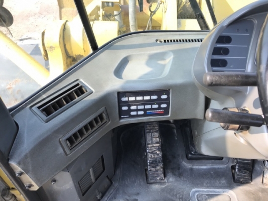 ขายรถตักล้อยาง KOMATSU WA400-3 นำเข้าเองจากญี่ปุ่น สภาพสวยพร้อมใช้  มีVDOการทำงานครับ