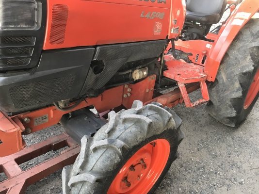 ขายรถไถ สภาพดีพร้อมเครื่องตัดหญ้า