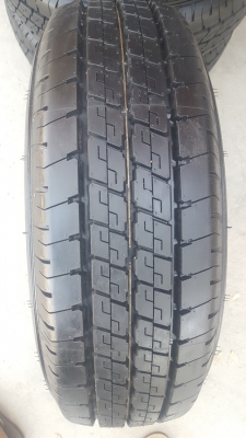 ขายยางป้ายแดง 215/70/15 ปี 18 DUNLOP LT36 4 เส้น ขายยางป้ายแดง 215/70/15 ปี 18 DUNLOP LT36 4 เส้น
