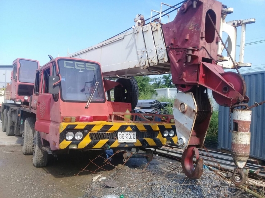 ขายเครนทานาโด้ 28 ตันเอกสารเล่มทะเบียนราคา 2,800,000 ขายเครนทานาโด้ 28 ตันเอกสารเล่มทะเบียนราคา 2,800,000