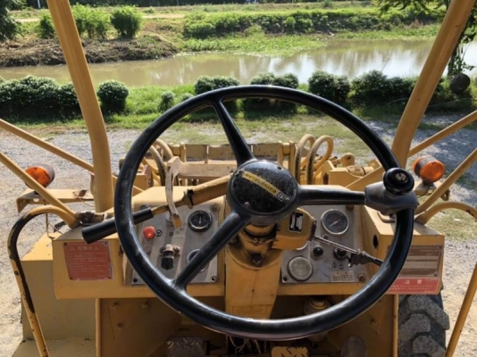 ขาย 395,000 บาท CATTERPILAR 910 ชีเรียล 40Y05175 เครื่อง ฟิตใหม่ ดี เกียร์ดี ระบบไฮโดรลิกพร้อม สภาพพร้อมใช้  รถอยู่  นครปฐม โทร 0610710295  สนใจ รายการสินค้า อื่นๆ ที่ เว็ปไชค์ Truck2Hand https://www.truck2hand.com/index.php?actions=content/search&amp;mem