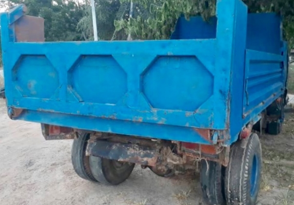 ISUZU NPR 125 HP 4BG1 หกล้อดั๊มพ์ เกียร์ร็อก ช่วงล่างใหญ่ติด F หน้าหลัง เครื่องแรงดีมากๆครับ ช่วงล่า