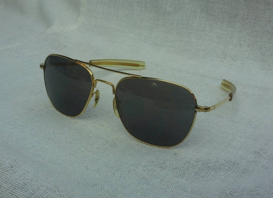 แว่นตาอเมริกันเสืออากาศ 23 K วินเทจยุค &#039;70s ตัวเทพบุตร ! ขนาด 147 mm อุ๊ต๊ะ ! โมเดลอมตะมาดเข้ม 