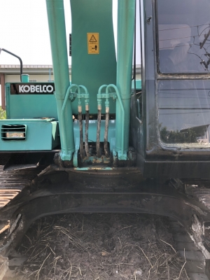 มีVDOขายKOBELCO.SK120-2 สภาพสวยพร้อมใช้ระบบดีเครื่องดีปั้มใหม่ ไม่มีโหลด เอวแน่นช่วงล่างเต็ม แอร์เย็น เอกสารซื้อขายราคา 550,000 ต่อรอง