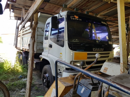 ขายด่วน270 ปี49 เครื่องดำ กะบะสามมิตร สวยสด มีระบบลาก