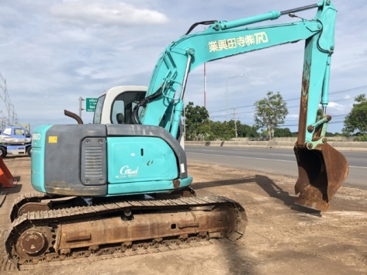 ขายรถขุด KOBELCO SK135SR YY01 ปี 2001 นำเข้าเองจากญี่ปุ่น สภาพสวยพร้อมใช้ มีVDOการทำงานครับ
