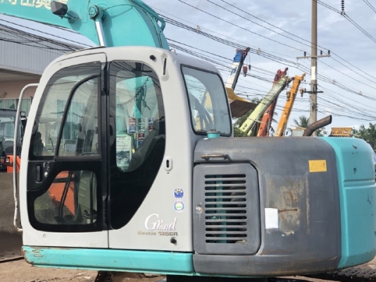 ขายรถขุด KOBELCO SK135SR YY01 ปี 2001 นำเข้าเองจากญี่ปุ่น สภาพสวยพร้อมใช้ มีVDOการทำงานครับ