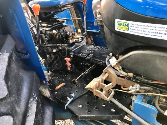 ฟอร์ด NEW HOLLAND TT75 ฟอร์ด NEW HOLLAND TT75