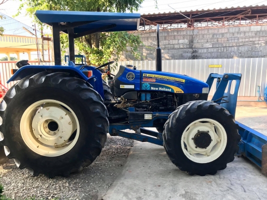 ฟอร์ด NEW HOLLAND TT75 ฟอร์ด NEW HOLLAND TT75