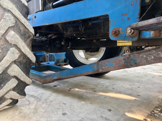 ฟอร์ด NEW HOLLAND TT75 ฟอร์ด NEW HOLLAND TT75