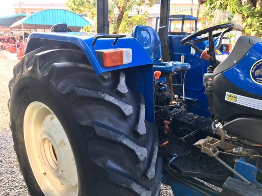ฟอร์ด NEW HOLLAND TT75 ฟอร์ด NEW HOLLAND TT75