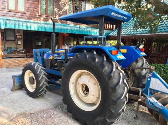 ฟอร์ด NEW HOLLAND TT75 ฟอร์ด NEW HOLLAND TT75