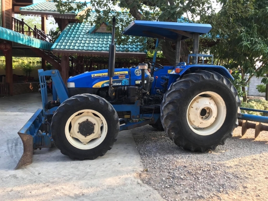 ฟอร์ด NEW HOLLAND TT75 ฟอร์ด NEW HOLLAND TT75