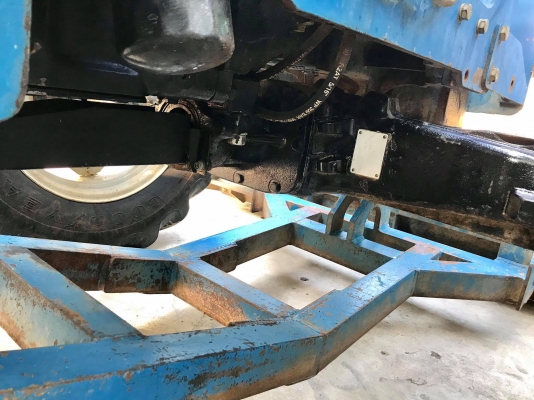 ฟอร์ด NEW HOLLAND TT75 ฟอร์ด NEW HOLLAND TT75