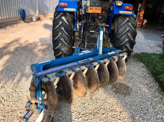 ฟอร์ด NEW HOLLAND TT75 ฟอร์ด NEW HOLLAND TT75