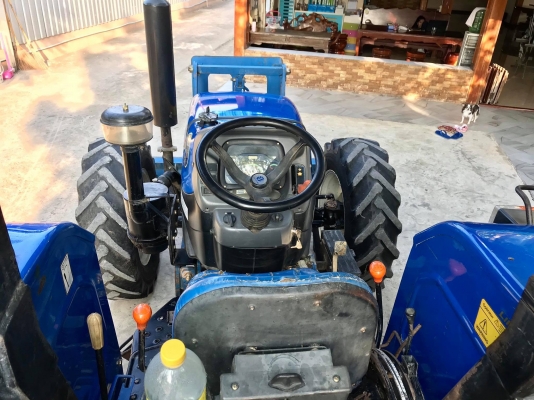 ฟอร์ด NEW HOLLAND TT75 ฟอร์ด NEW HOLLAND TT75
