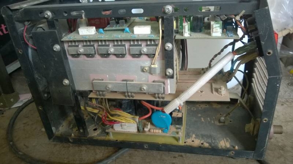 ตู้เชื่อมยี่ห้อดังROLAND MMA160