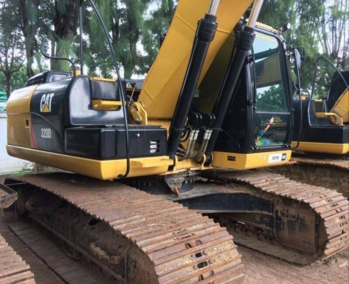 ขายแบคCAT320.D2 สภาพเหมือนใหม่ไมล์7000ชม.เล่มทะเบียนราคา 2,250,000