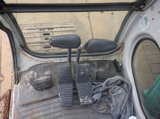 ขายรถขุด ยี่ห้อKobelco รุ่นSK200-2 ขายรถขุด ยี่ห้อKobelco รุ่นSK200-2