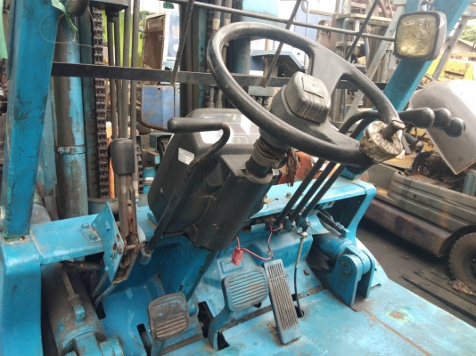 อาร์ ซี เอช  โฟรคลิฟท์   ขายโคมะสุ 3.5 ตัน ดีเซล