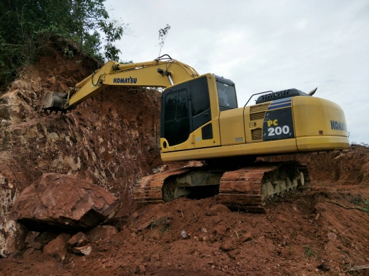มี VDO ให้ชม.KOMATSU PC200-8 ราคา 1900000 ไมล์ 7600 ชม.เอกสารเล่ม รถประกอบญี่ปุ่น