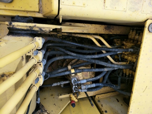 มี VDO ให้ชม.KOMATSU PC200-8 ราคา 1900000 ไมล์ 7600 ชม.เอกสารเล่ม รถประกอบญี่ปุ่น