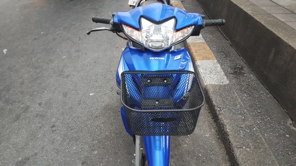 ขายHonda Wave110i หัวฉีด โฉมใหม่จดปี60 ล้อทอง เครื่องเดิม สภาพดี เอกสารครบพร้อมโอน