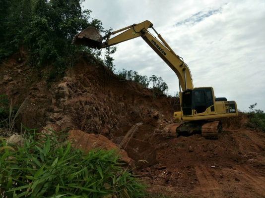 มี VDO ให้ชม.KOMATSU PC200-8 ราคา 1900000 ไมล์ 7600 ชม.เอกสารเล่ม รถประกอบญี่ปุ่น